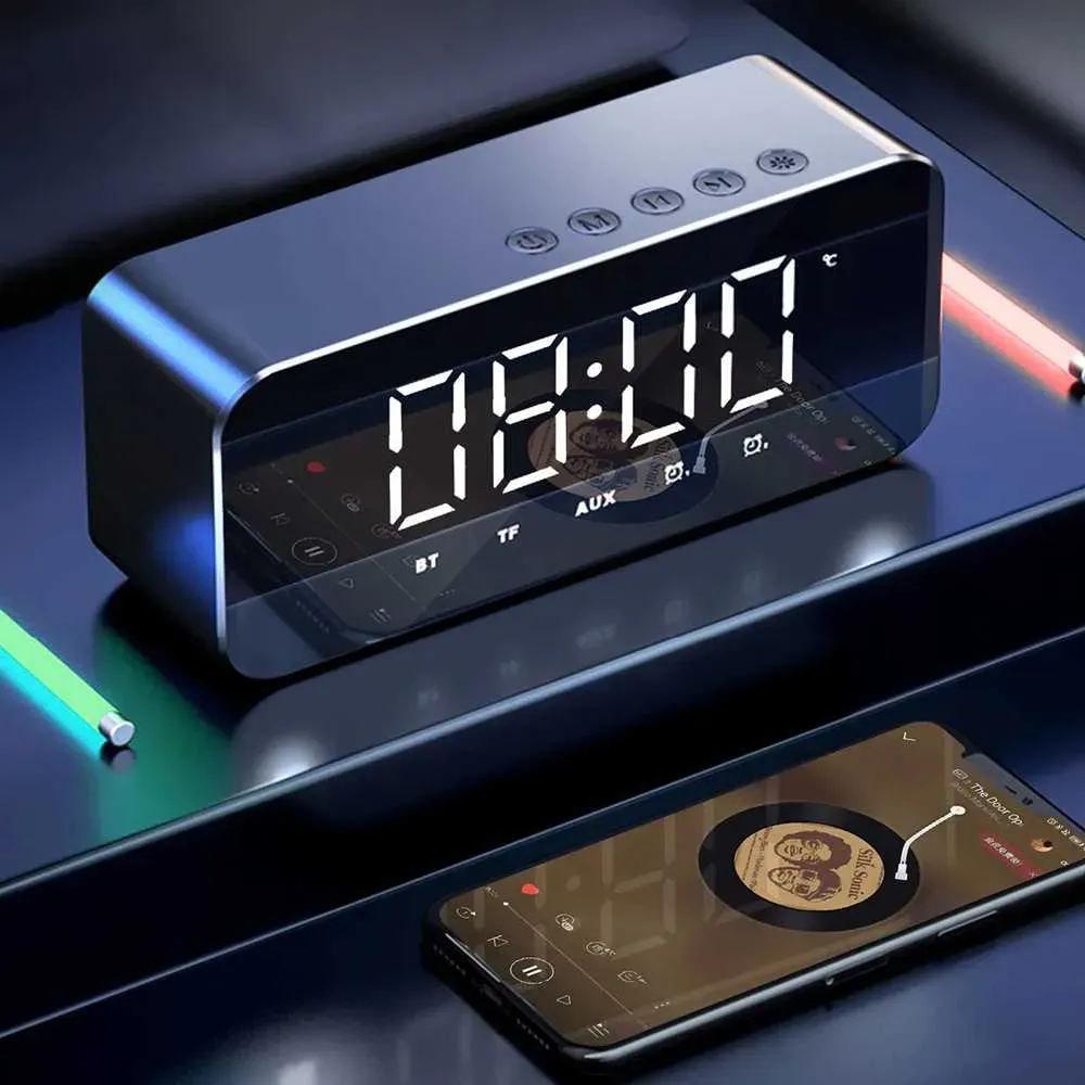 jam alarm digital