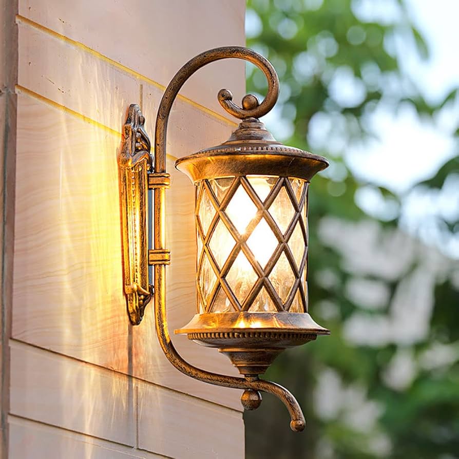 Vintage Outdoor Wall Lantern