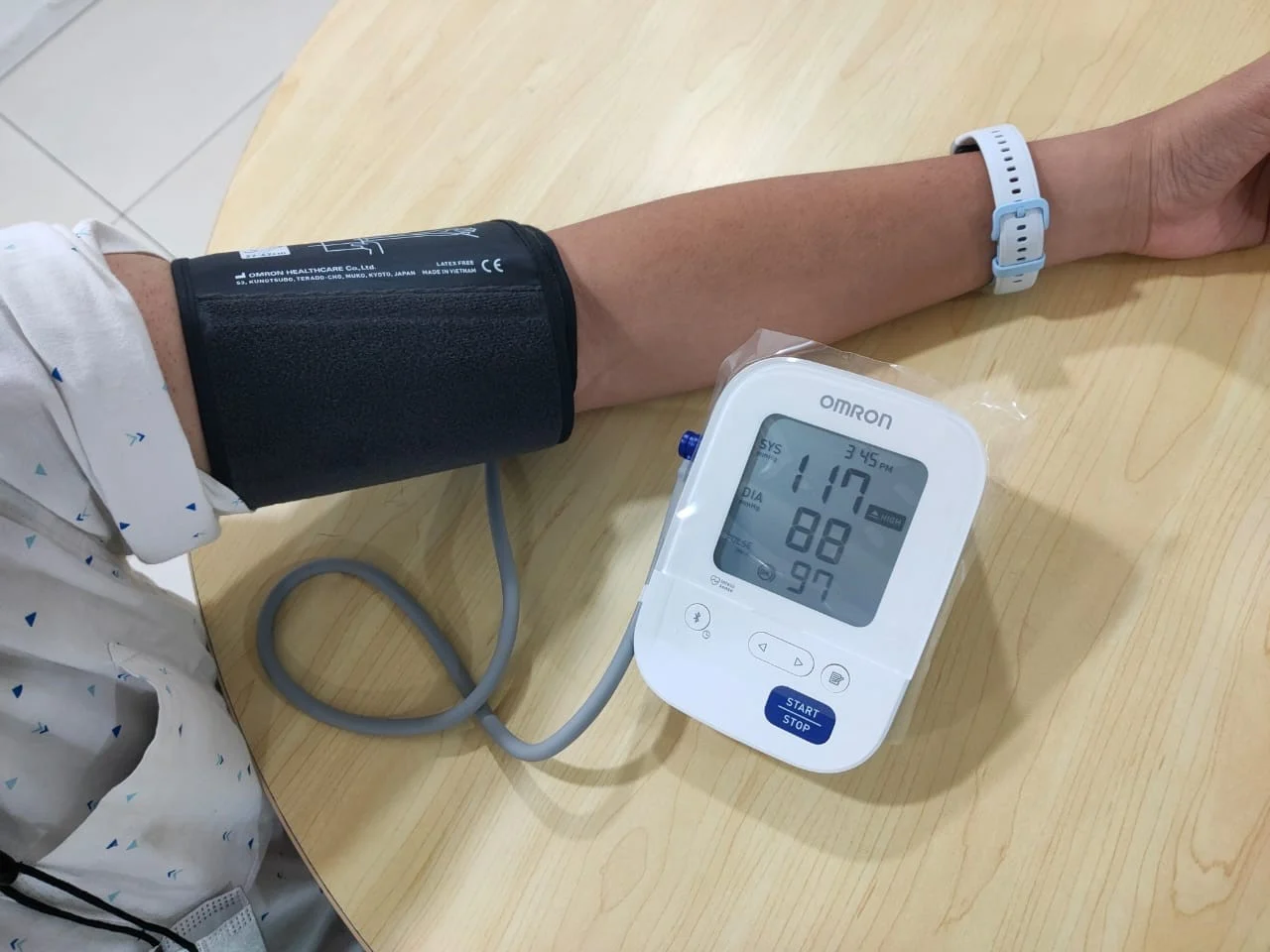 Tensimeter Digital