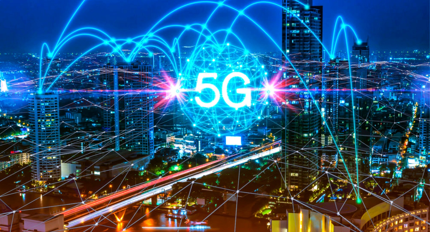 Teknologi 5G: Revolusi Internet Super Cepat yang Mengubah Cara Kita Hidup