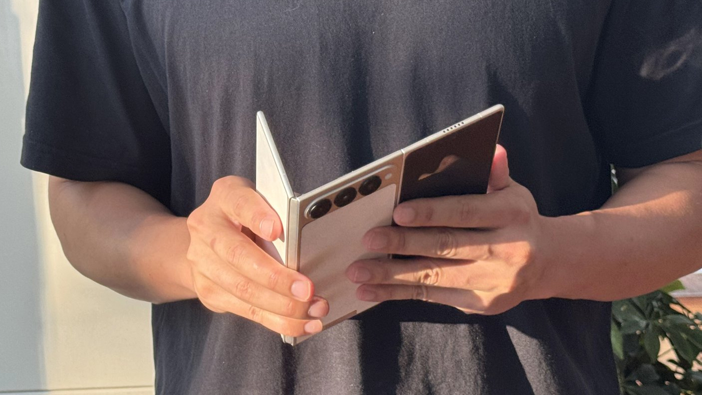 Foldable Phone