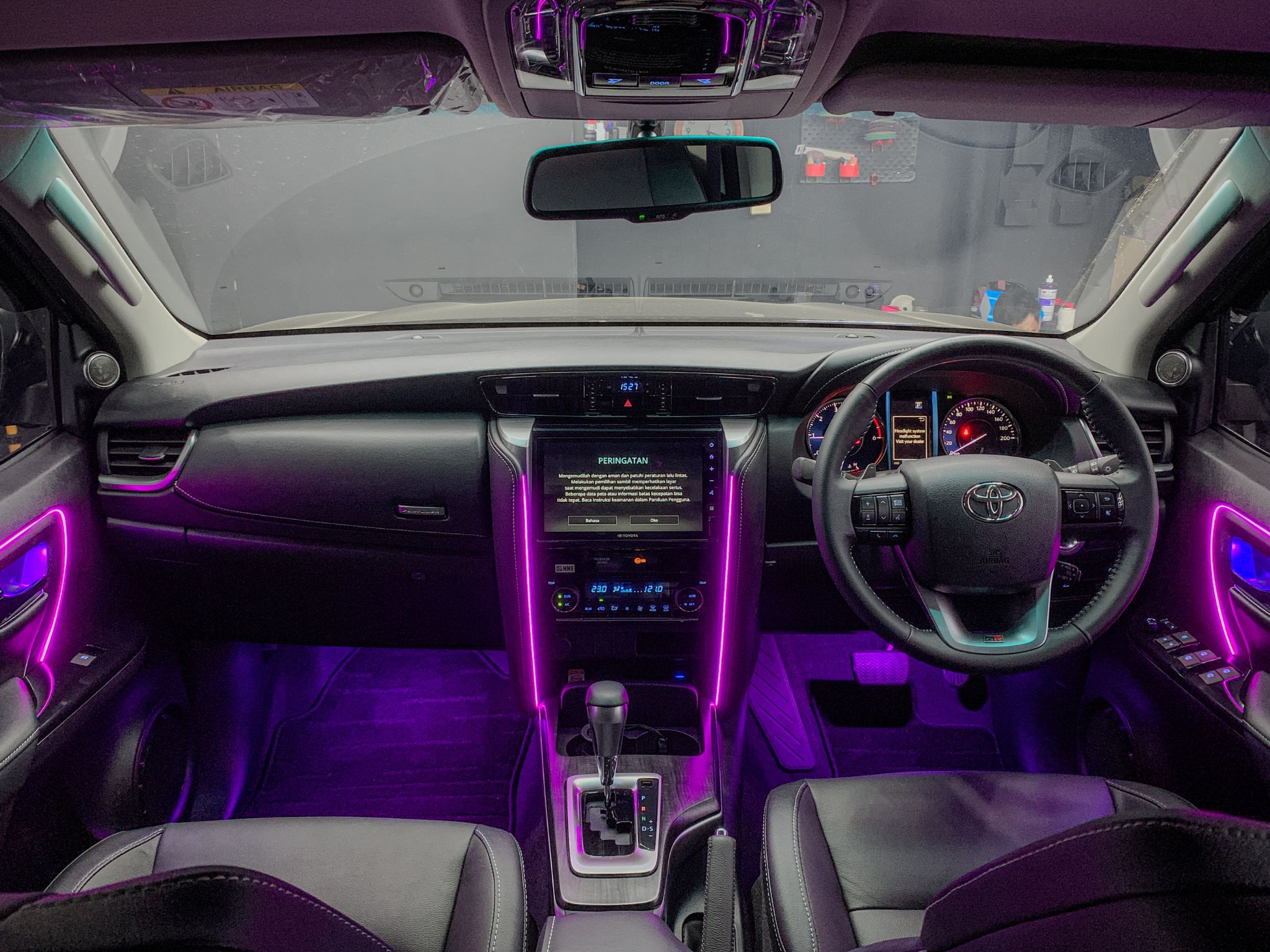 Lampu Ambient Mobil