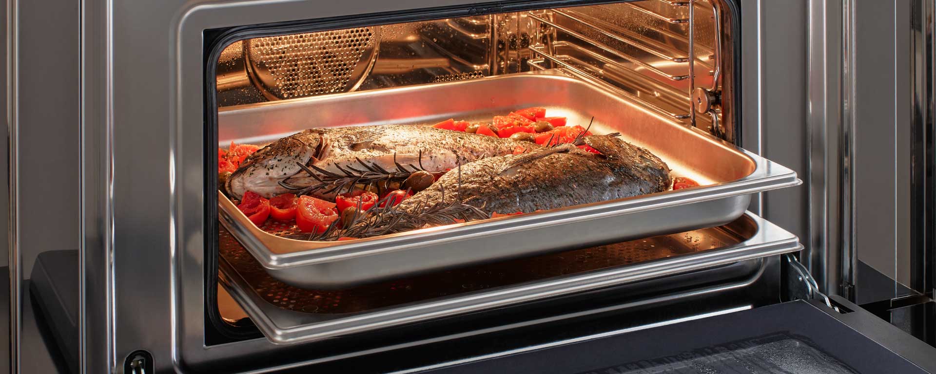 Steam Oven: Kombinasi Uap dan Konveksi untuk Masakan Sempurna