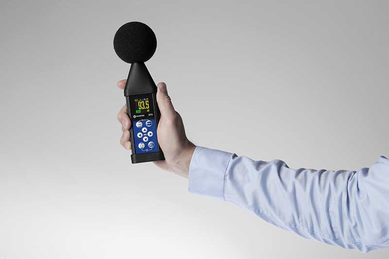 Noise Detector Integrasi pada Desain Arsitektur